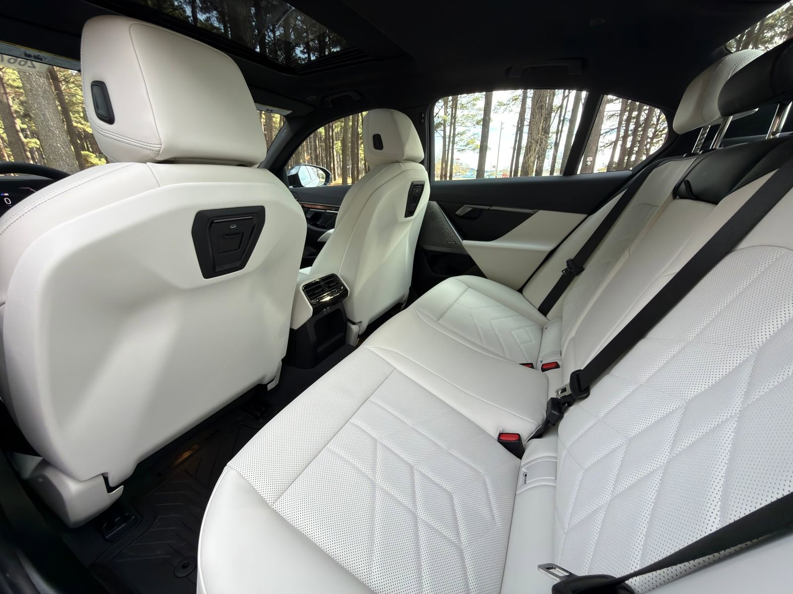 New 2026 BMW 530i w/ M Sport Package image 15