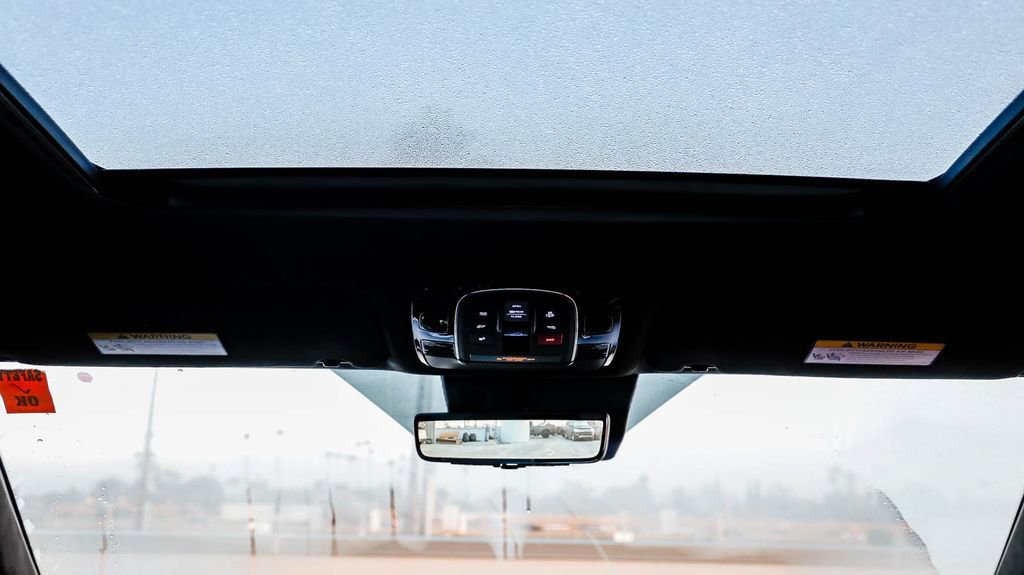 Used 2023 Hyundai Palisade Calligraphy image 17