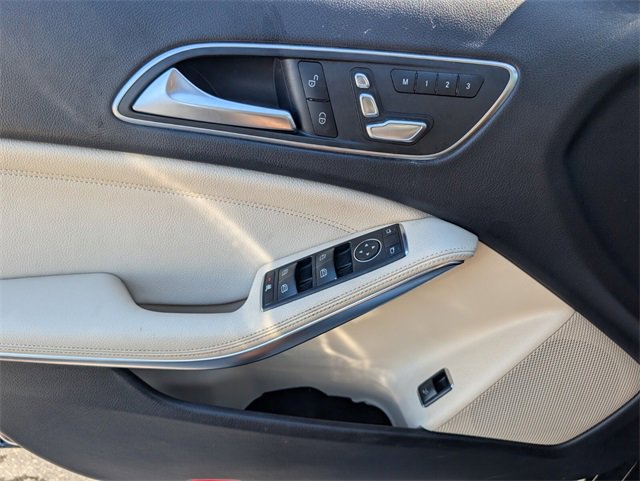 Used 2019 Mercedes-Benz GLA 250 image 28