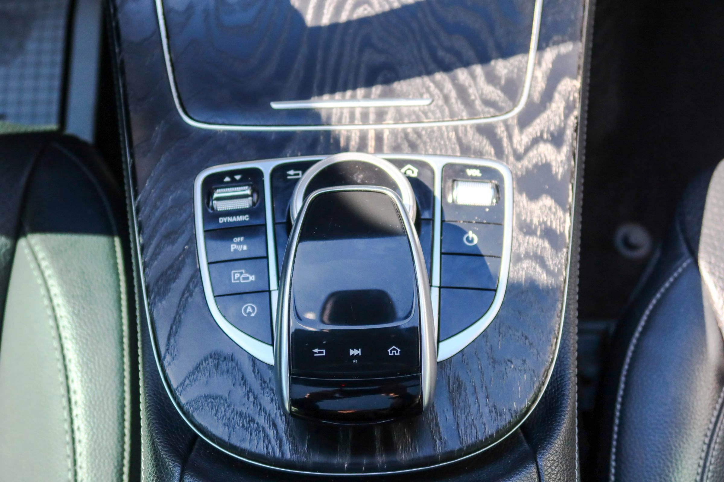 Used 2020 Mercedes-Benz E 350 4MATIC Sedan image 20