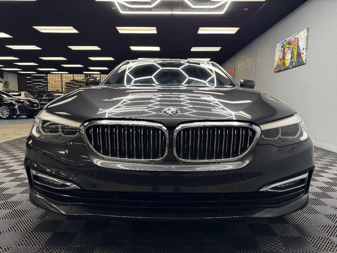 Used 2018 BMW 530i image 3