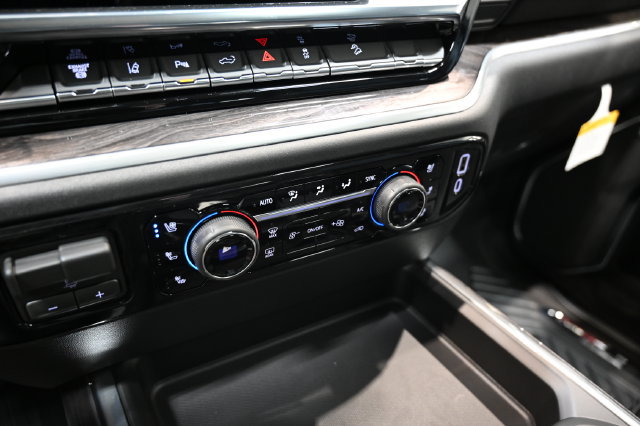 New 2026 Chevrolet Silverado 3500 LTZ w/ LTZ Premium Package AWD/4WD image 22