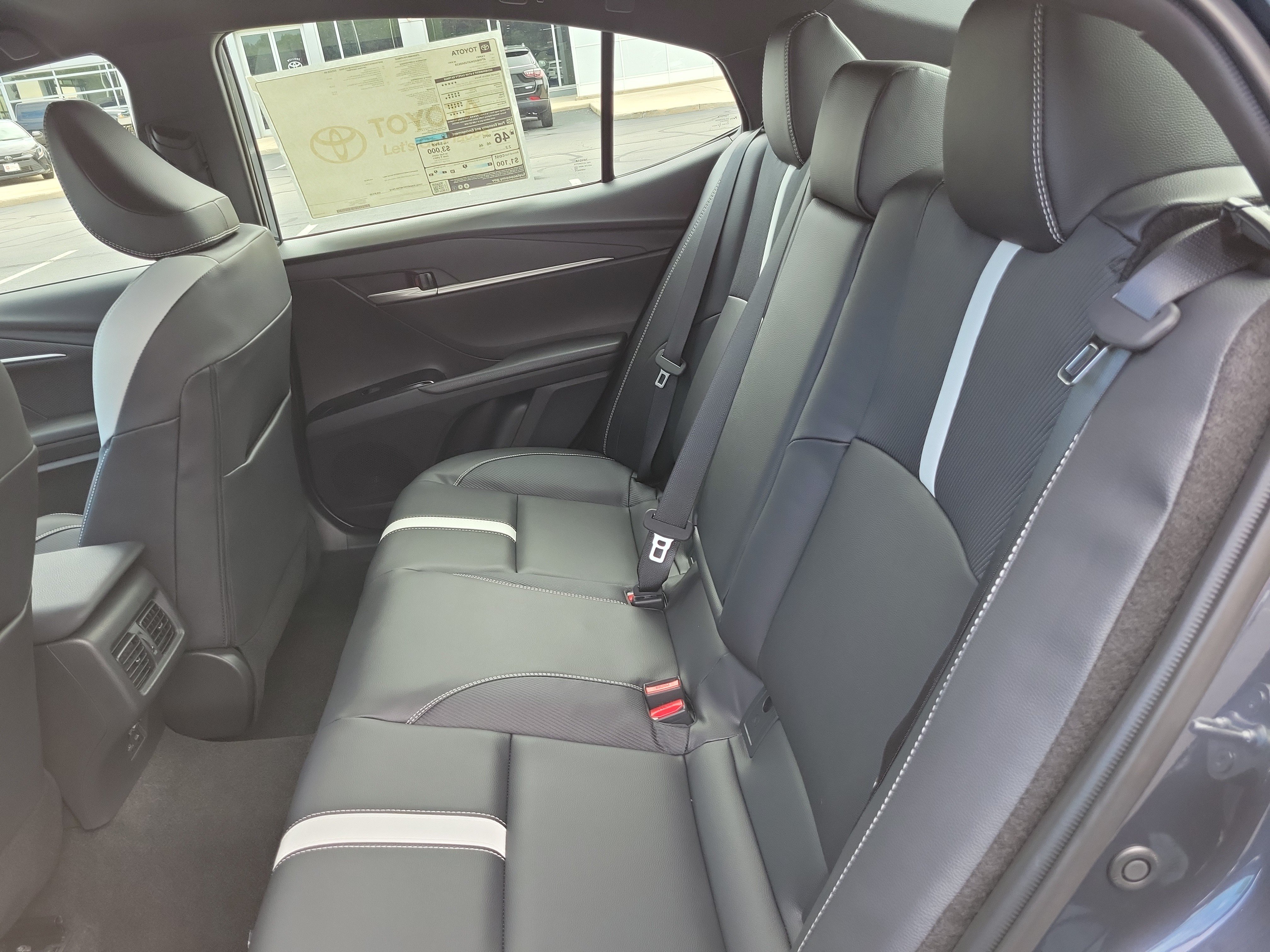 New 2026 Toyota Camry SE w/ Convenience Package AWD/4WD image 13