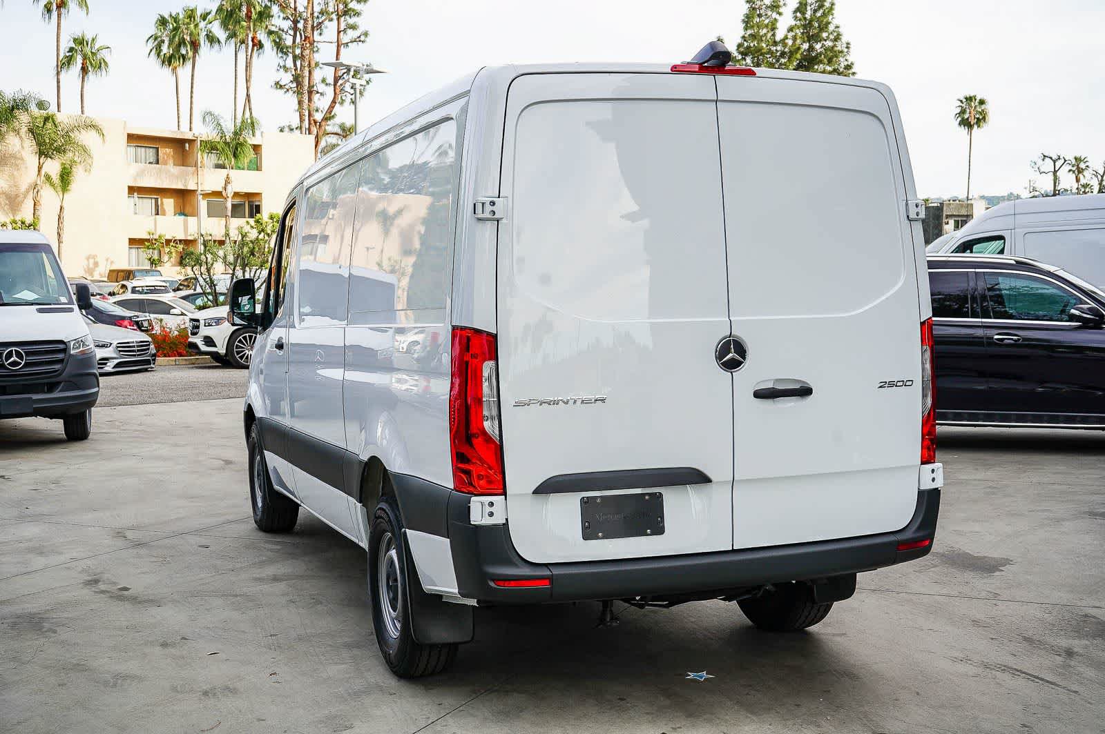 Used 2026 Mercedes-Benz Sprinter 2500 image 6