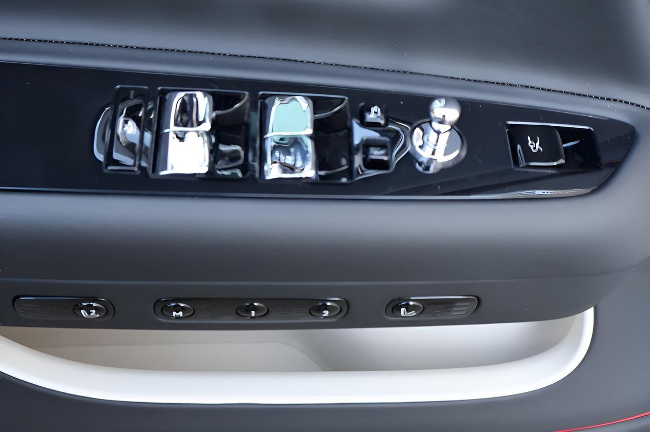 New 2026 Rolls-Royce Spectre AWD/4WD image 12