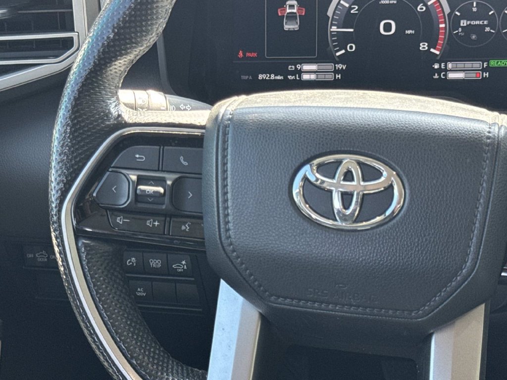 Used 2024 Toyota Tundra Limited AWD/4WD image 10