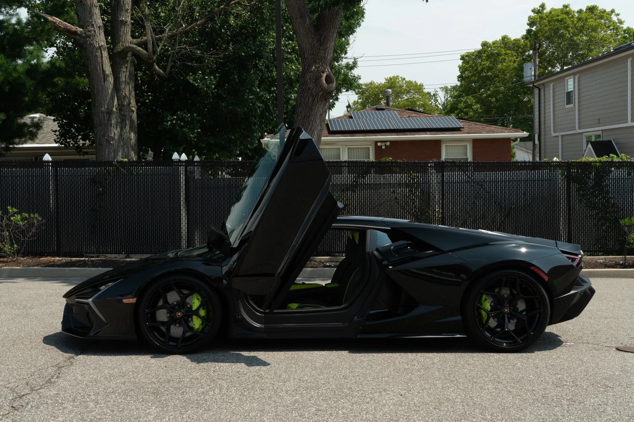 Used 2024 Lamborghini Revuelto AWD/4WD image 35