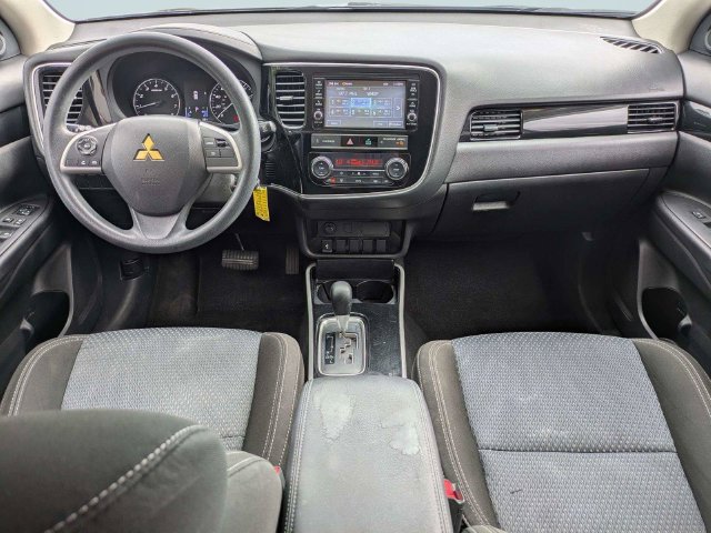 Used 2019 Mitsubishi Outlander ES FWD image 15