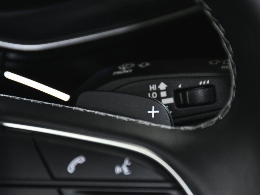 Used 2024 Audi Q8 Premium Plus w/ Premium Plus Package image 59