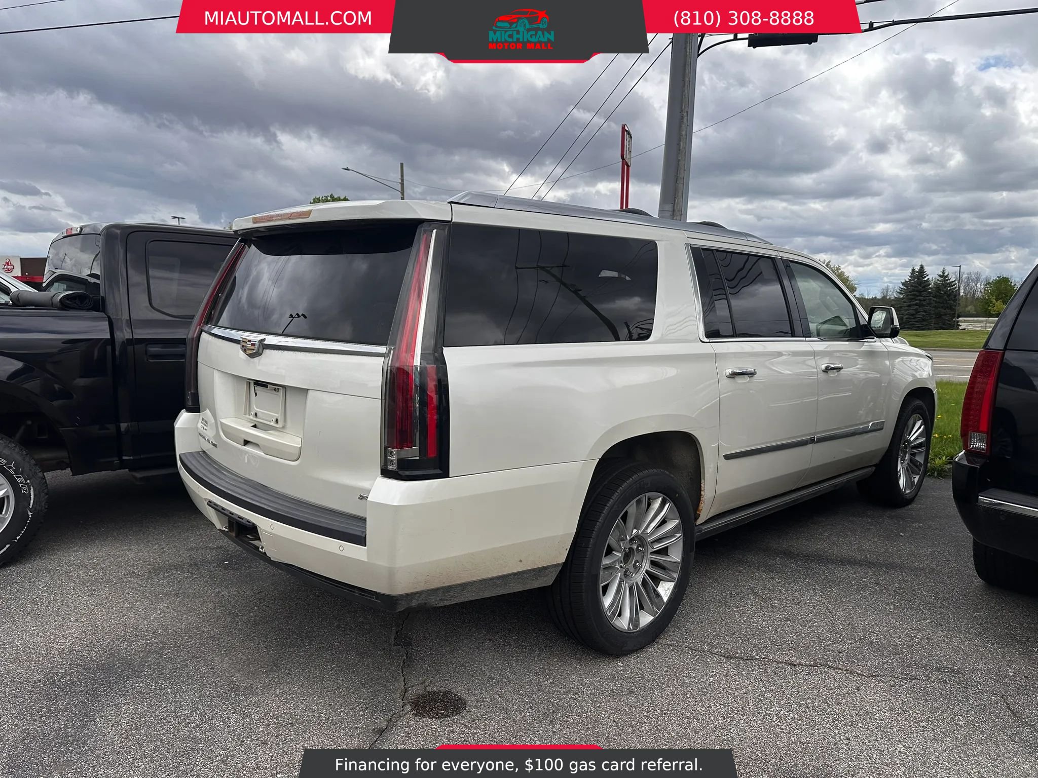 Used 2015 Cadillac Escalade ESV Platinum AWD/4WD image 6