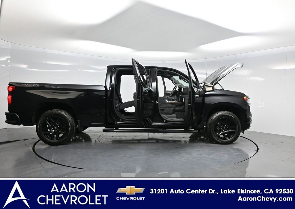 New 2026 Chevrolet Silverado 1500 RST w/ Dark Appearance Package image 3
