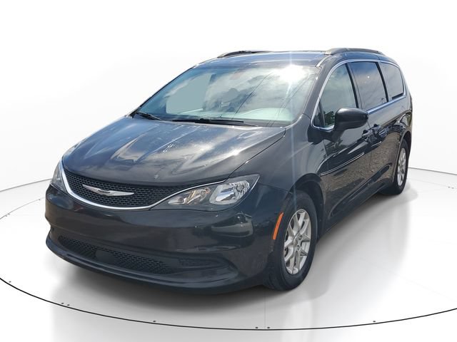 Used 2021 Chrysler Voyager Lxi FWD image 2