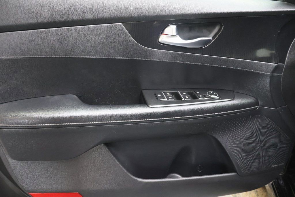 Used 2022 Kia Forte GT-Line w/ GT-Line Premium Package image 15