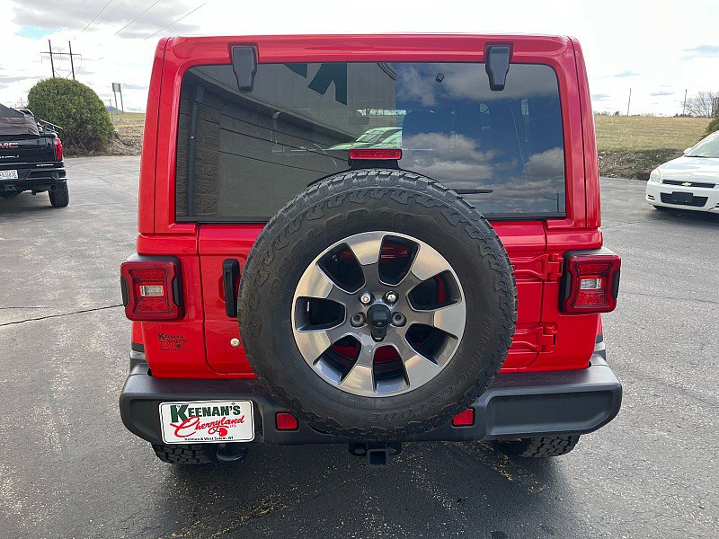Used 2018 Jeep Wrangler Unlimited Sahara w/ Dual Top Group image 7