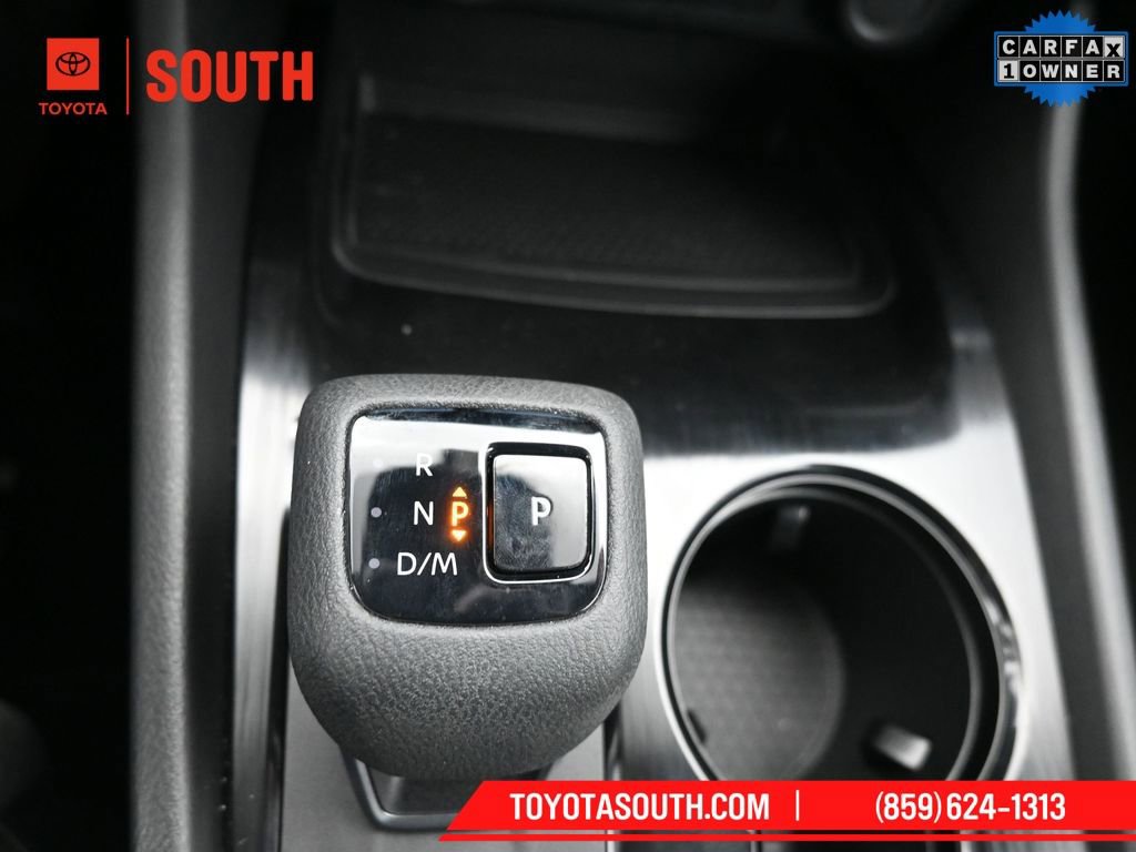 Used 2023 Nissan Rogue SV image 16