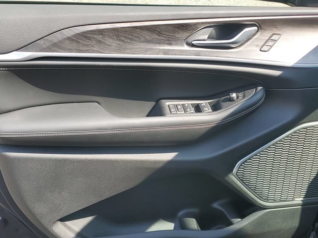New 2026 Jeep Grand Cherokee Limited AWD/4WD image 16