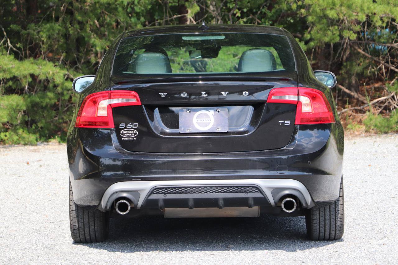 Used 2016 Volvo S60 T5 R-Design FWD image 4
