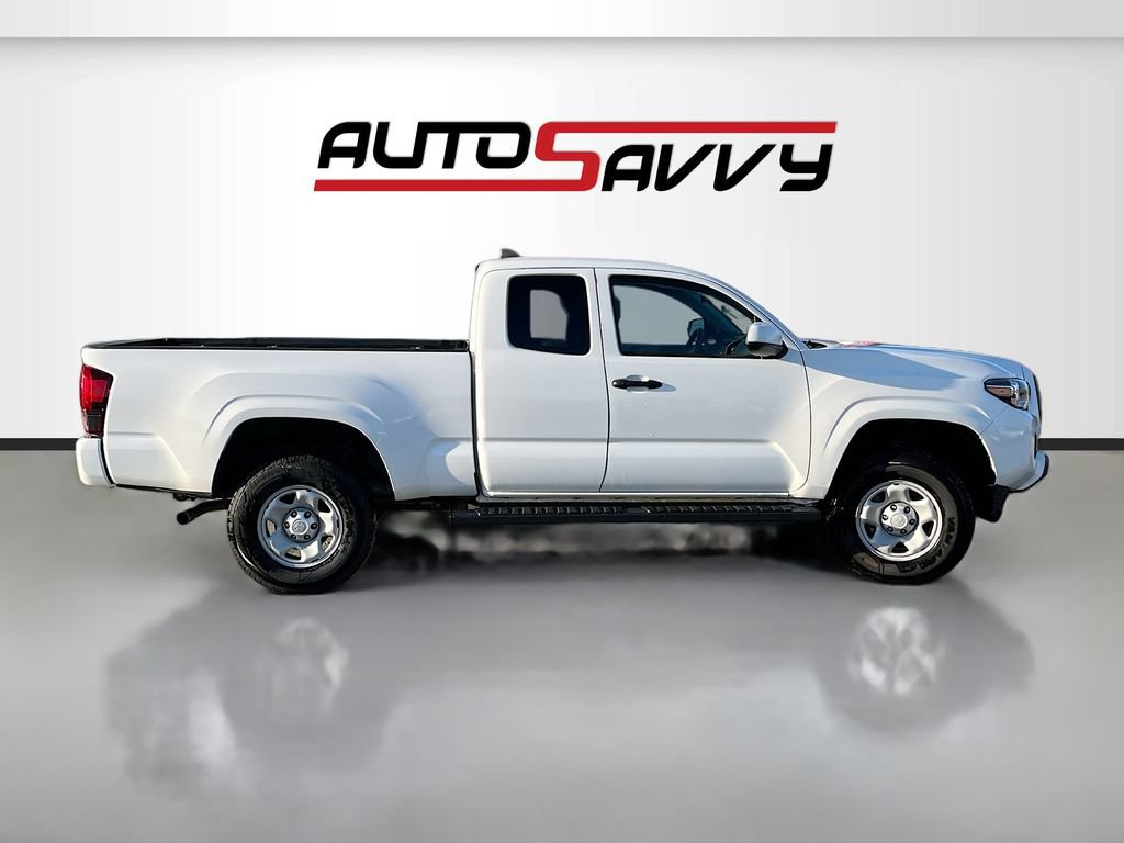 Used 2023 Toyota Tacoma SR AWD/4WD image 8