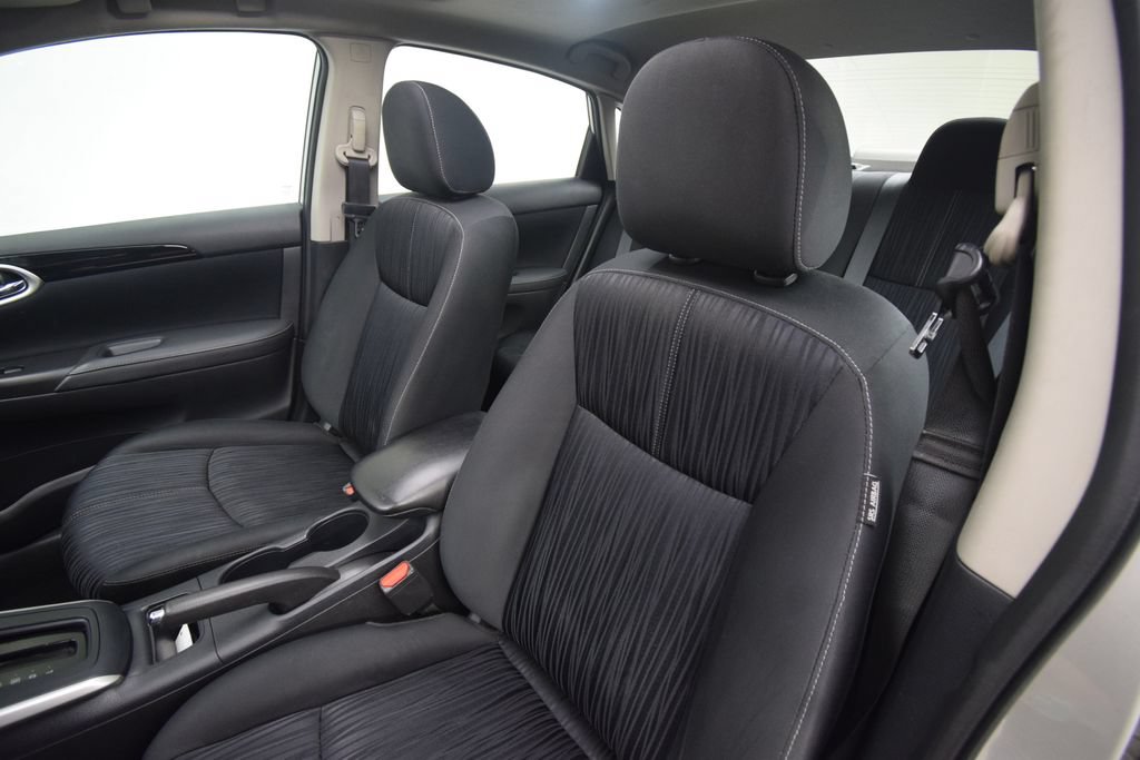 Used 2018 Nissan Sentra SV w/ Premium Package (P01) FWD image 15