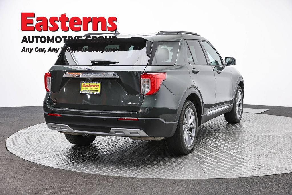 Used 2022 Ford Explorer XLT w/ Equipment Group 202A AWD/4WD image 5