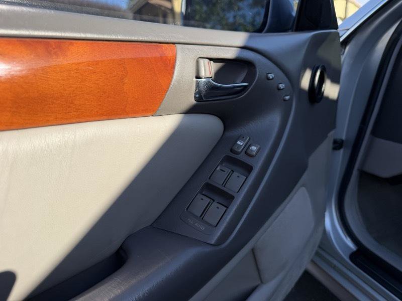 Used 1999 Lexus GS 300 w/ Premium Pkg RWD image 25