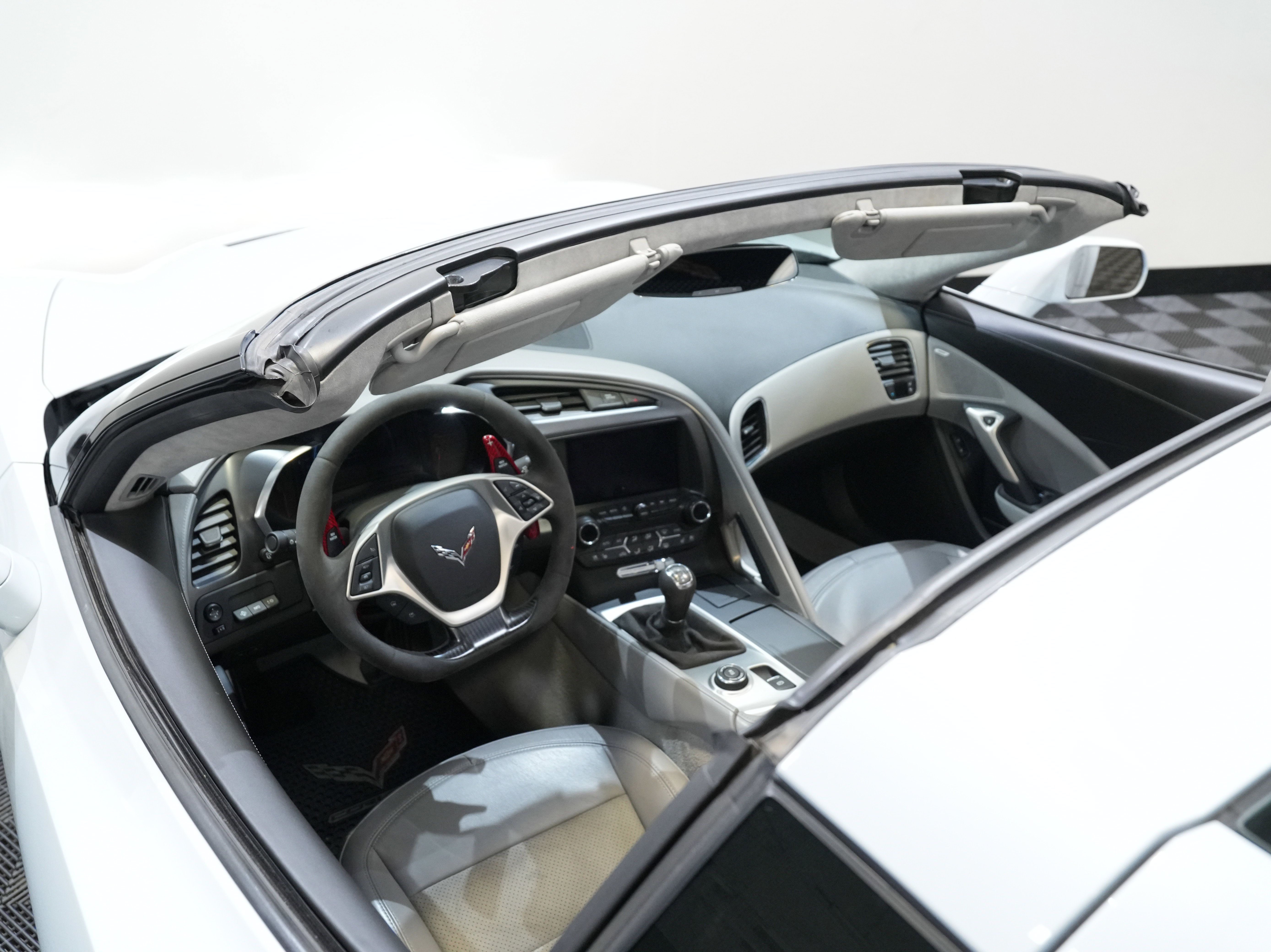 Used 2018 Chevrolet Corvette Grand Sport RWD image 18