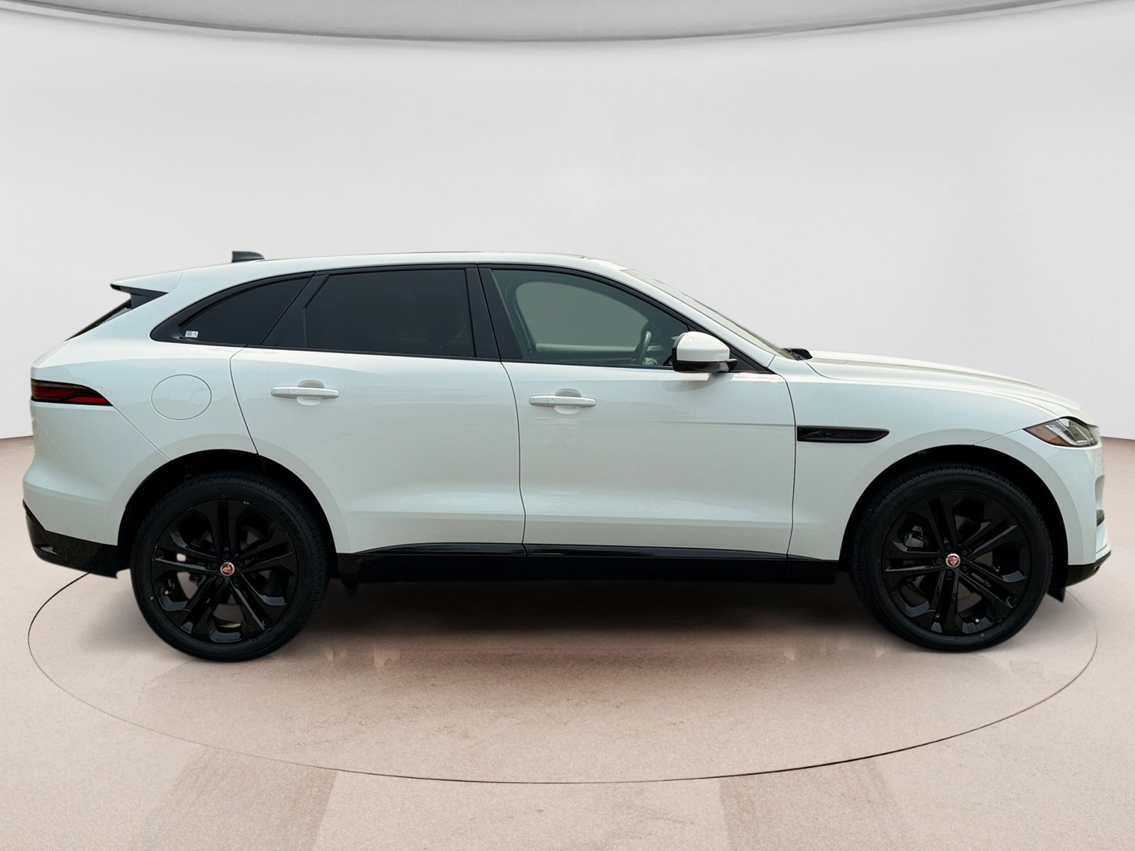Used 2023 Jaguar F-PACE S AWD/4WD image 6