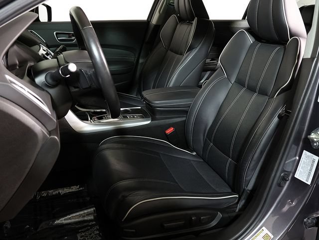 Certified 2019 Acura TLX V6 w/ Technology Package FWD image 4