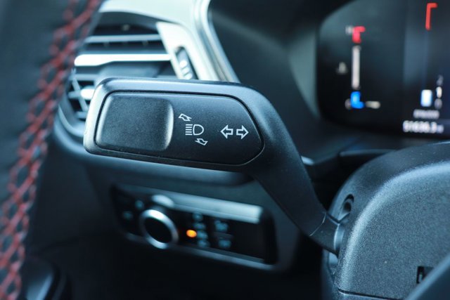 Used 2024 Ford Escape ST-Line image 19