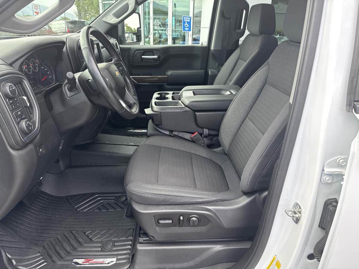 Used 2020 Chevrolet Silverado 1500 LT w/ All-Star Edition AWD/4WD image 14