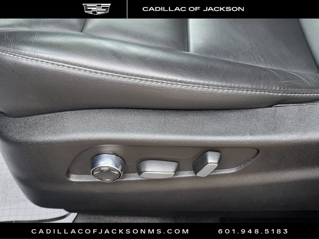 Certified 2025 Cadillac XT4 Premium Luxury FWD image 21