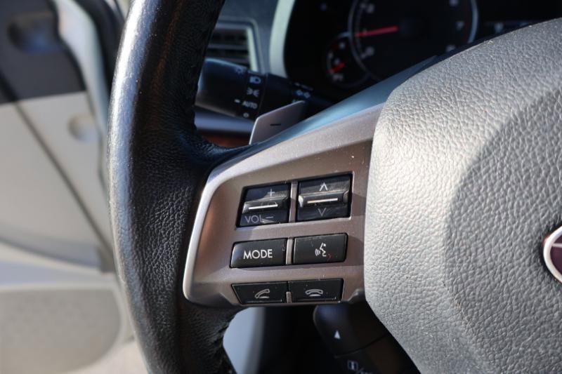 Used 2014 Subaru Legacy 2.5i Limited w/ Moonroof Package AWD/4WD image 22