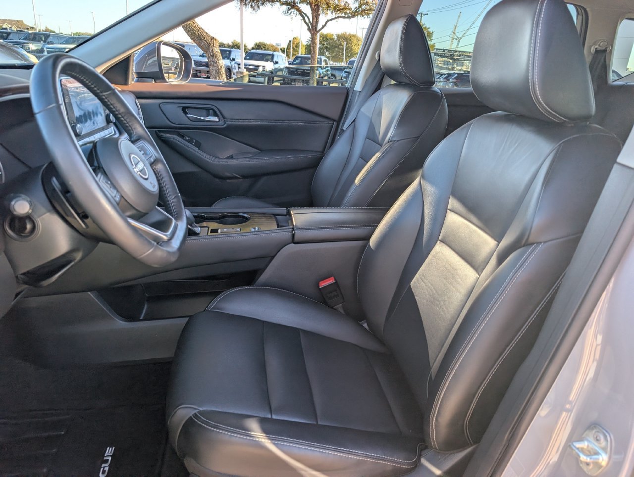 Certified 2023 Nissan Rogue SL FWD image 28