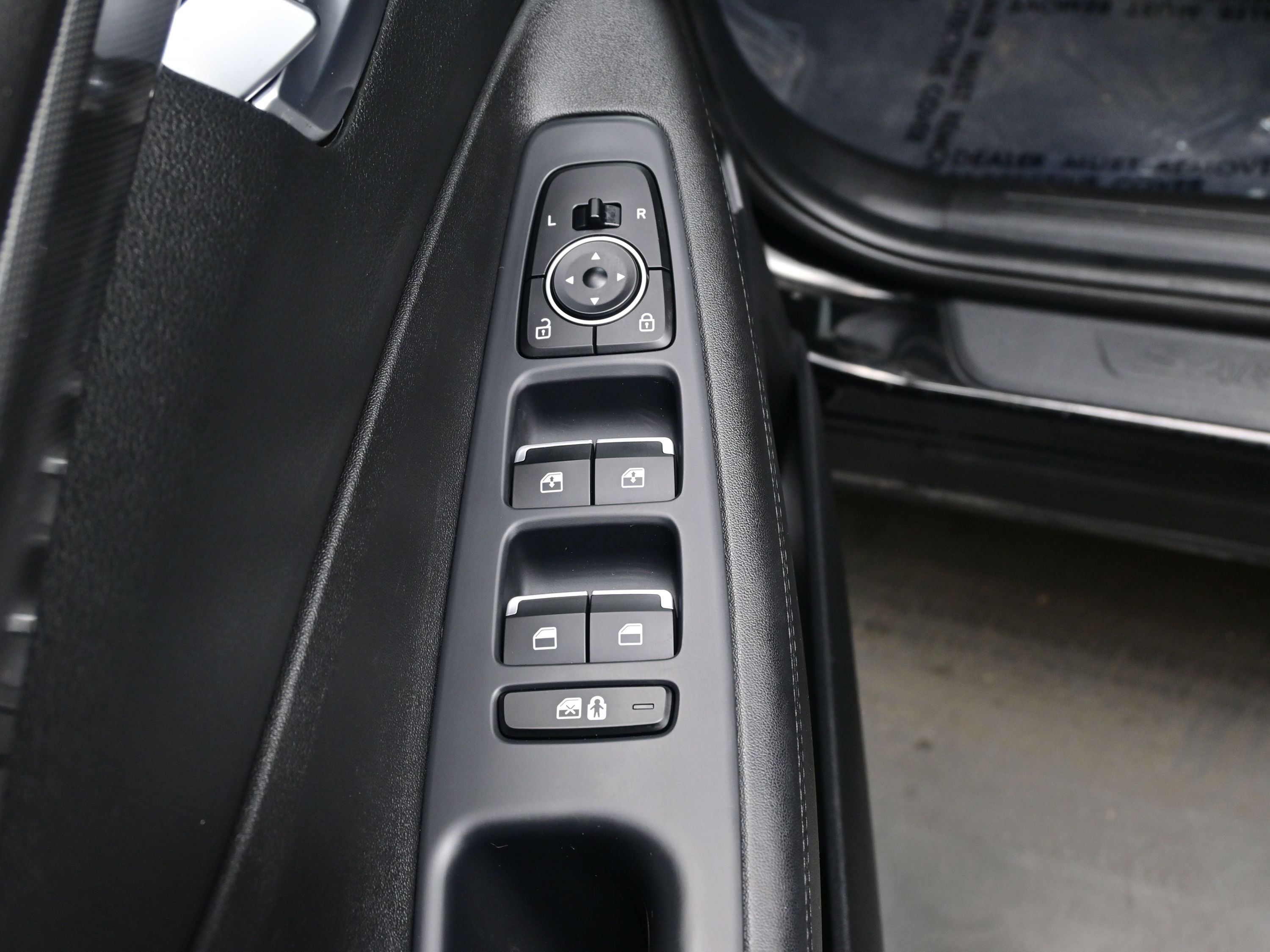 Certified 2023 Hyundai Santa Fe SEL image 10