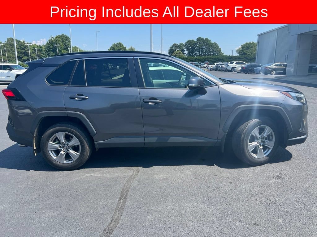 Used 2024 Toyota RAV4 XLE w/ Convenience Package FWD image 3