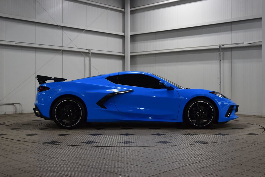 Used 2023 Chevrolet Corvette Stingray Preferred Cpe w/ Battery Protection Package RWD image 9