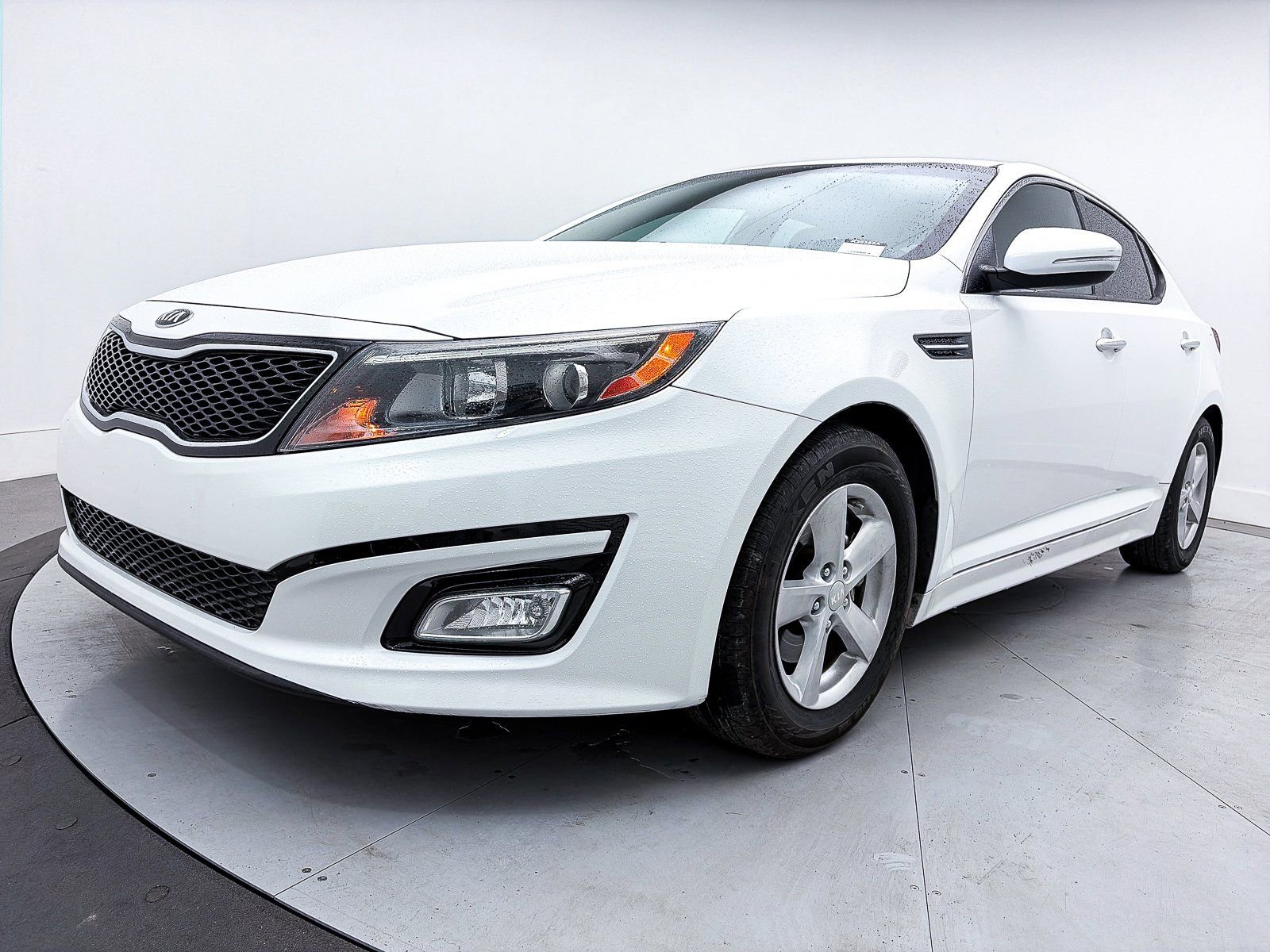 Used 2015 Kia Optima LX image 5