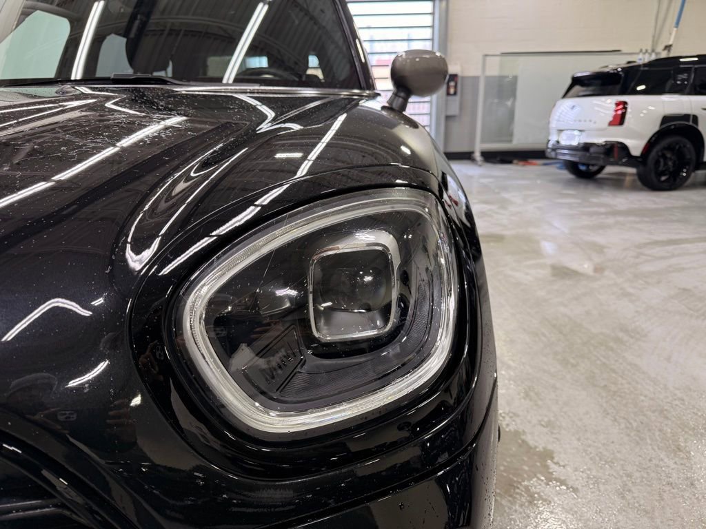 Certified 2024 MINI Cooper Countryman S image 9