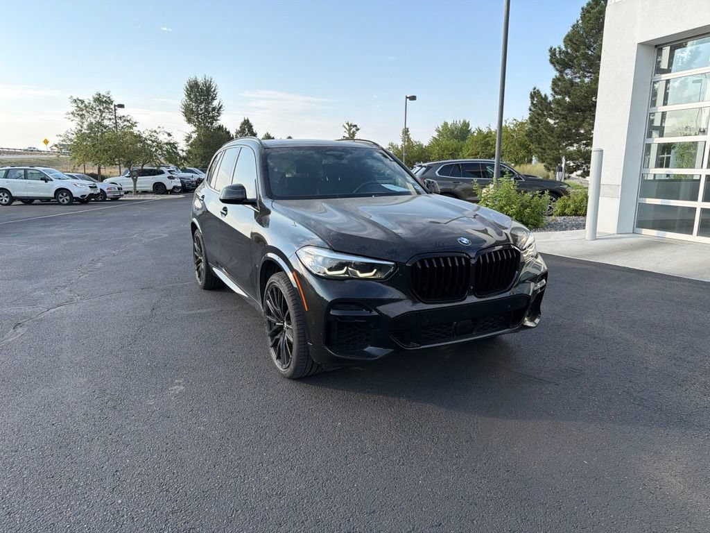 Used 2022 BMW X5 M50i w/ Dynamic Handling Package AWD/4WD image 7
