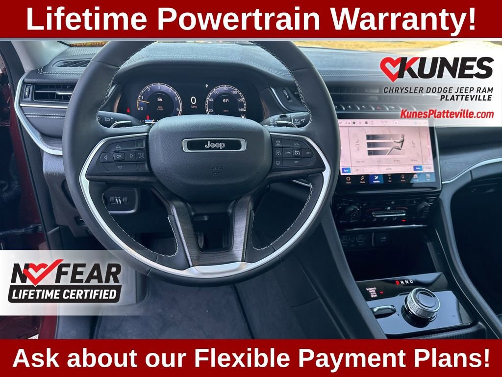 Used 2024 Jeep Grand Cherokee Limited AWD/4WD image 15