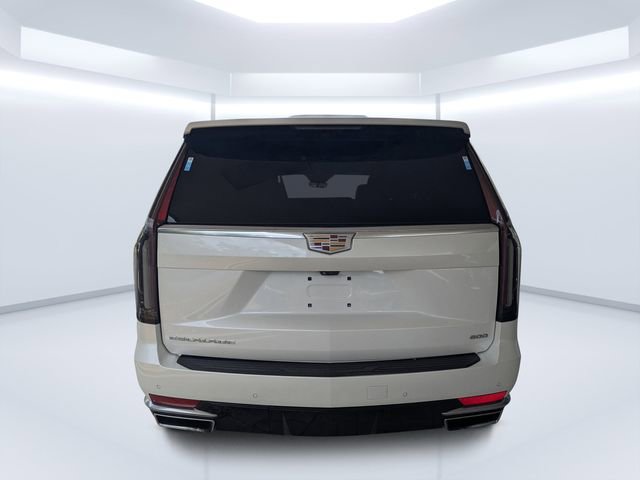 Used 2023 Cadillac Escalade Premium Luxury w/ Performance Package image 4