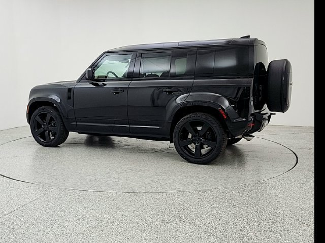 New 2026 Land Rover Defender 110 V8 AWD/4WD image 7