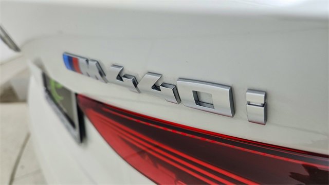 Used 2026 BMW M440i Convertible image 23