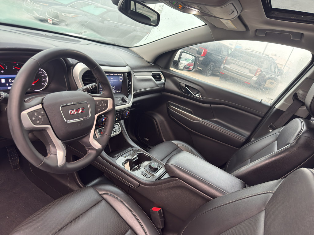 Certified 2023 GMC Acadia SLT w/ LPO, Floor Liner Package AWD/4WD image 26