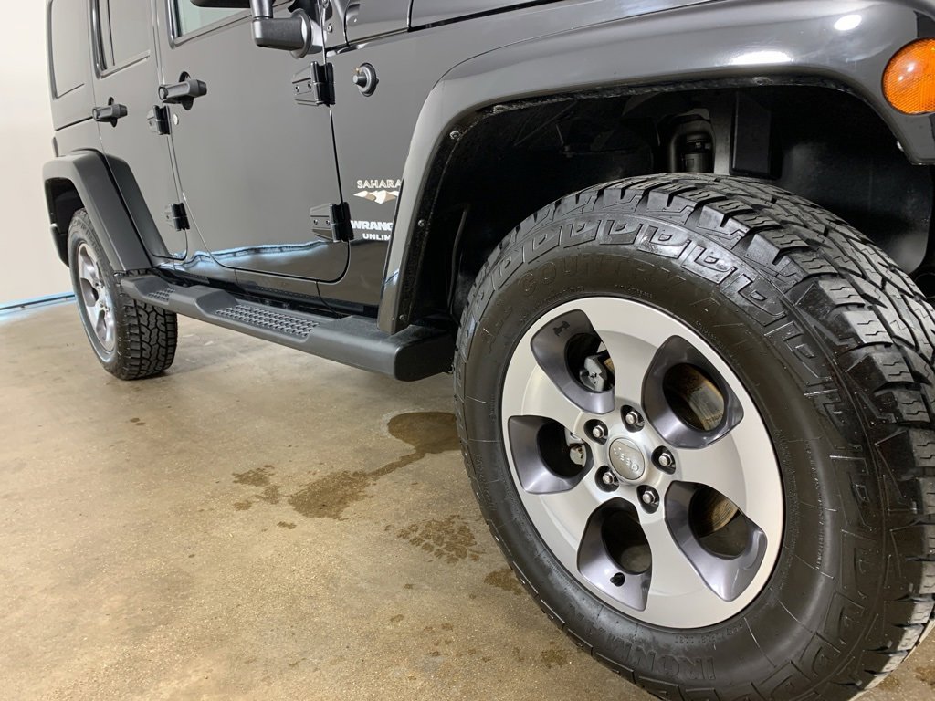 Used 2016 Jeep Wrangler Unlimited Sahara w/ Connectivity Group image 6