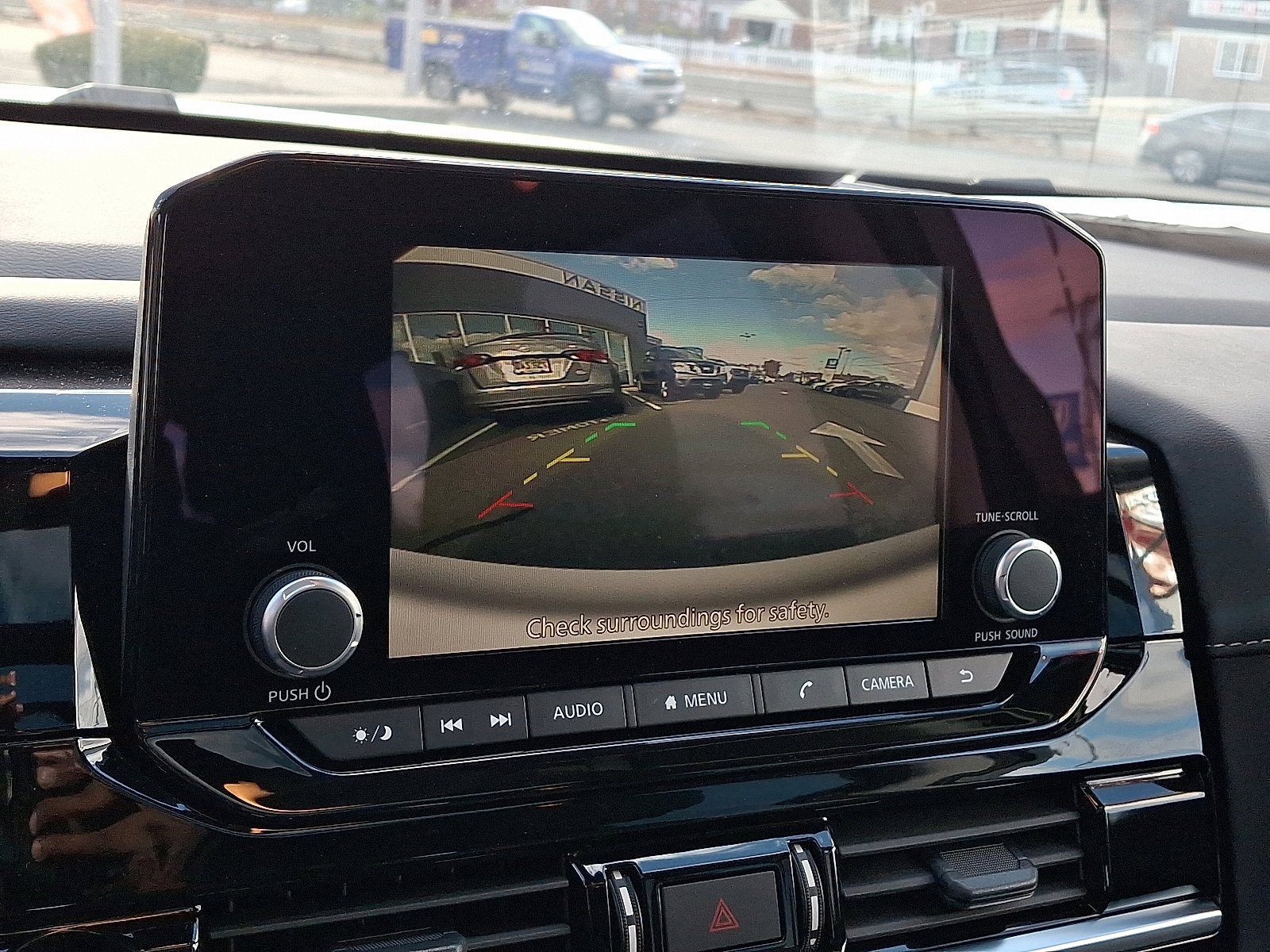 New 2025 Nissan Pathfinder SV w/ SV Premium Package image 13