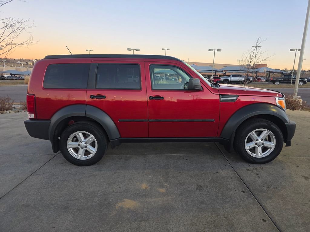 Used 2007 Dodge Nitro SXT image 9