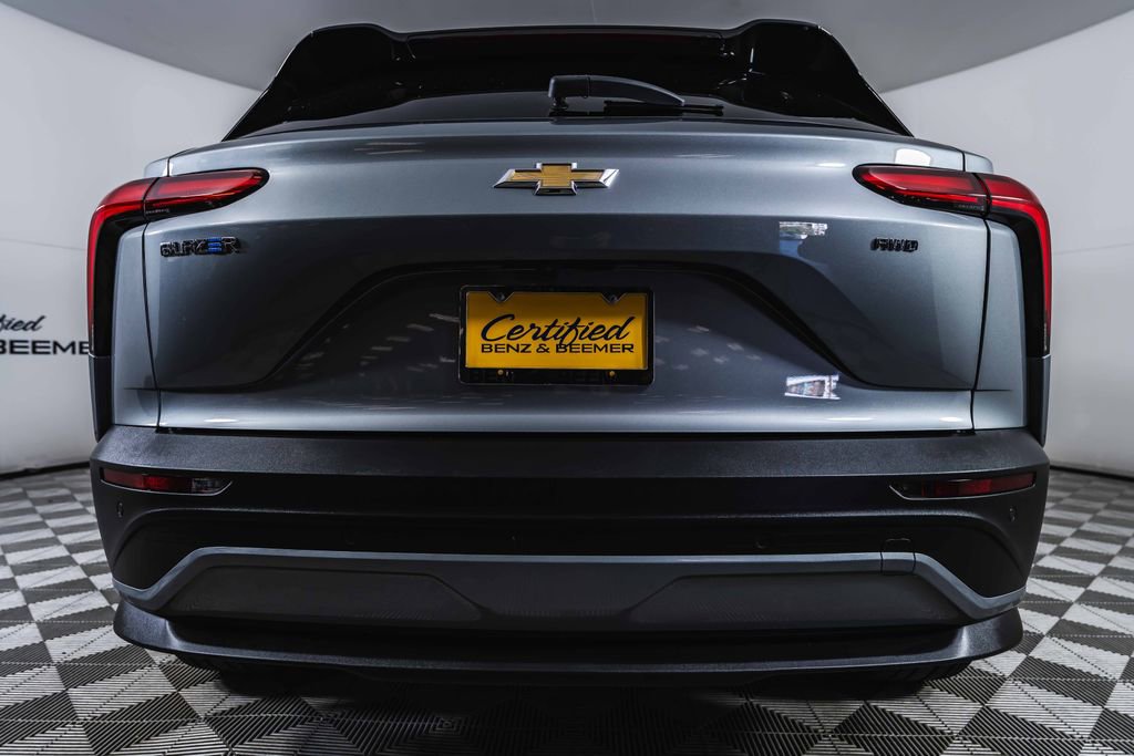Used 2025 Chevrolet Blazer EV LT image 9