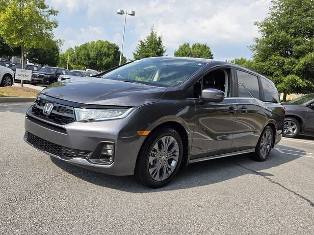 Certified 2026 Honda Odyssey Touring video 3
