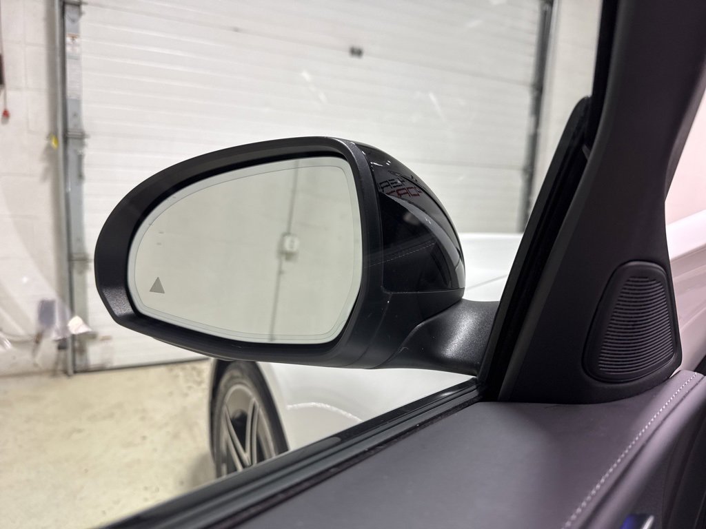 Used 2023 Mercedes-Benz C 300 C 300 w/ AMG Line w/ Night Package image 14